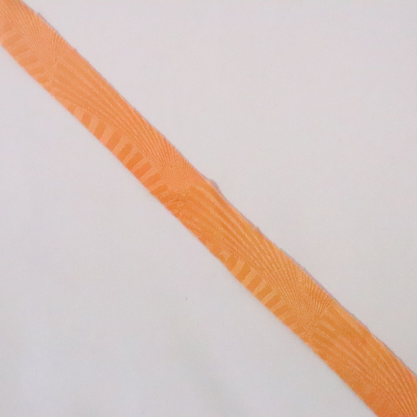 Coral colored plain/crepe (Y02309005)