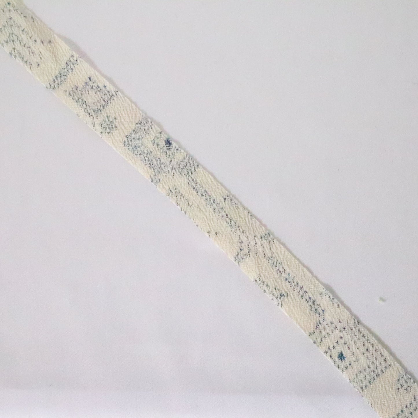 Blue abstract pattern on unbleached pongee (Y02312016)