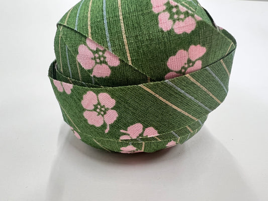 【ベアにおすすめヤーン】30m玉/鶯色にピンクの花柄・交織