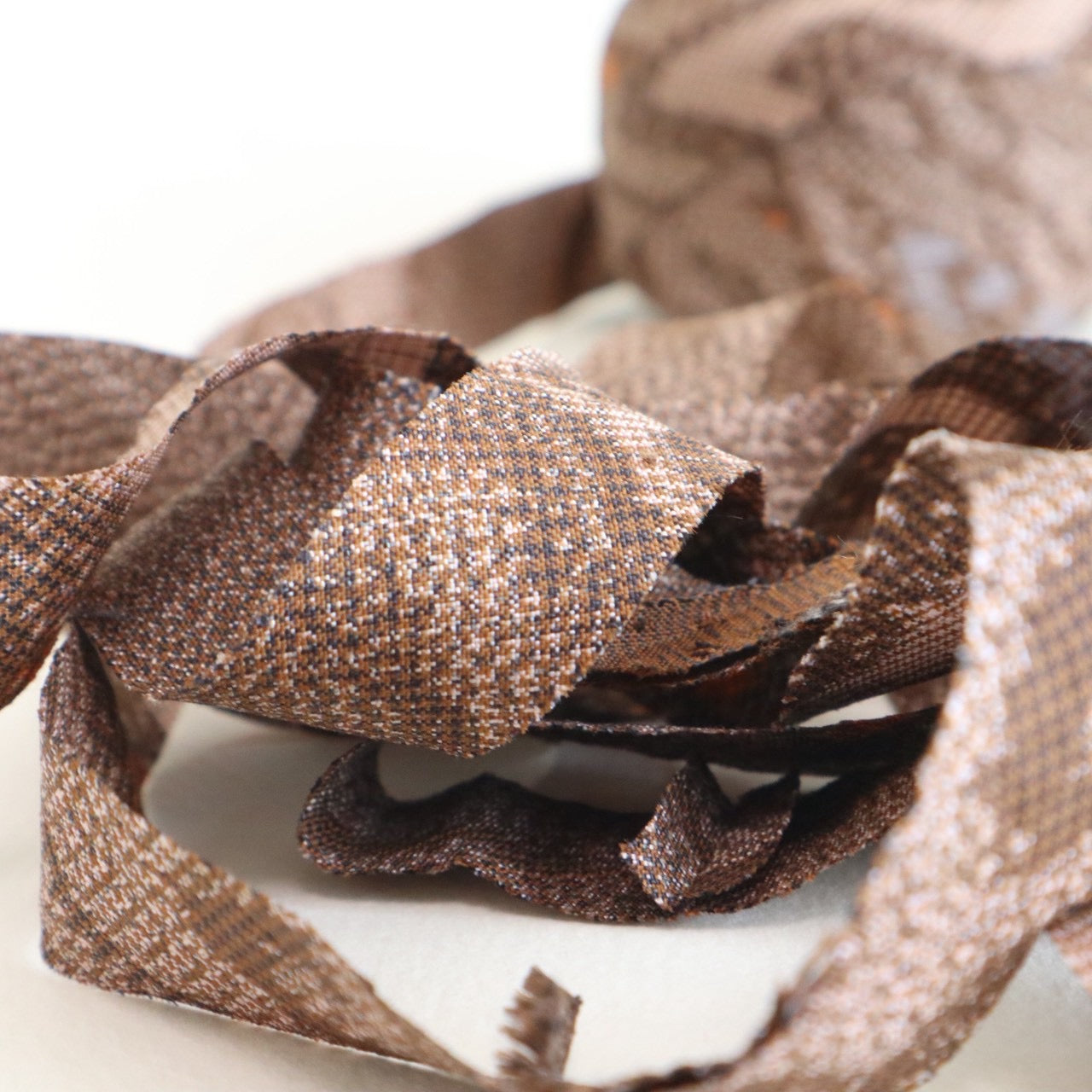 茶の大島紬(Y02512004)