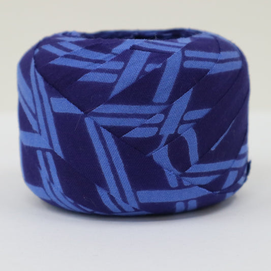 Dark blue with navy blue geometric pattern yukata (Y02401037)