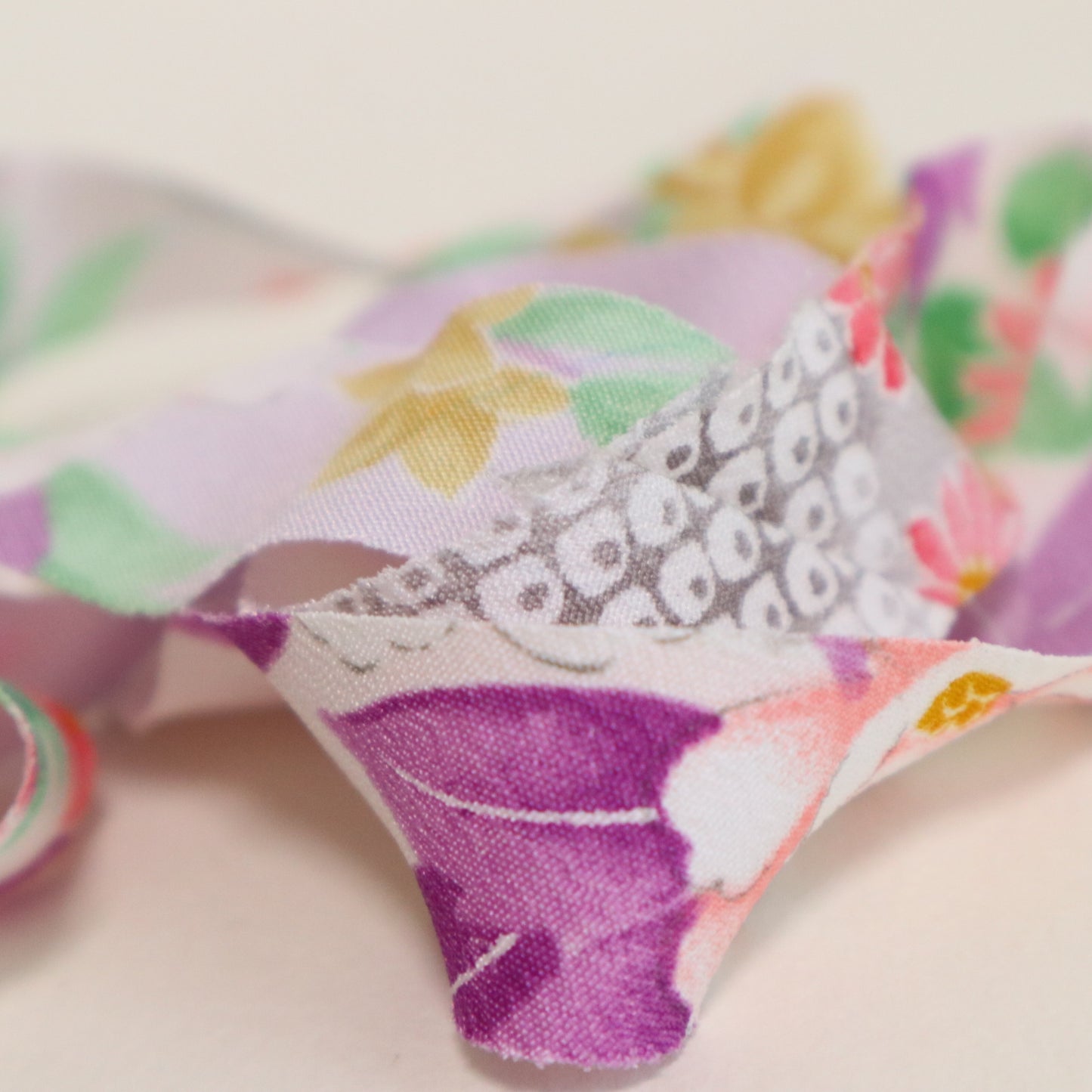 薄紫に花や鹿の子柄(Y02605009)