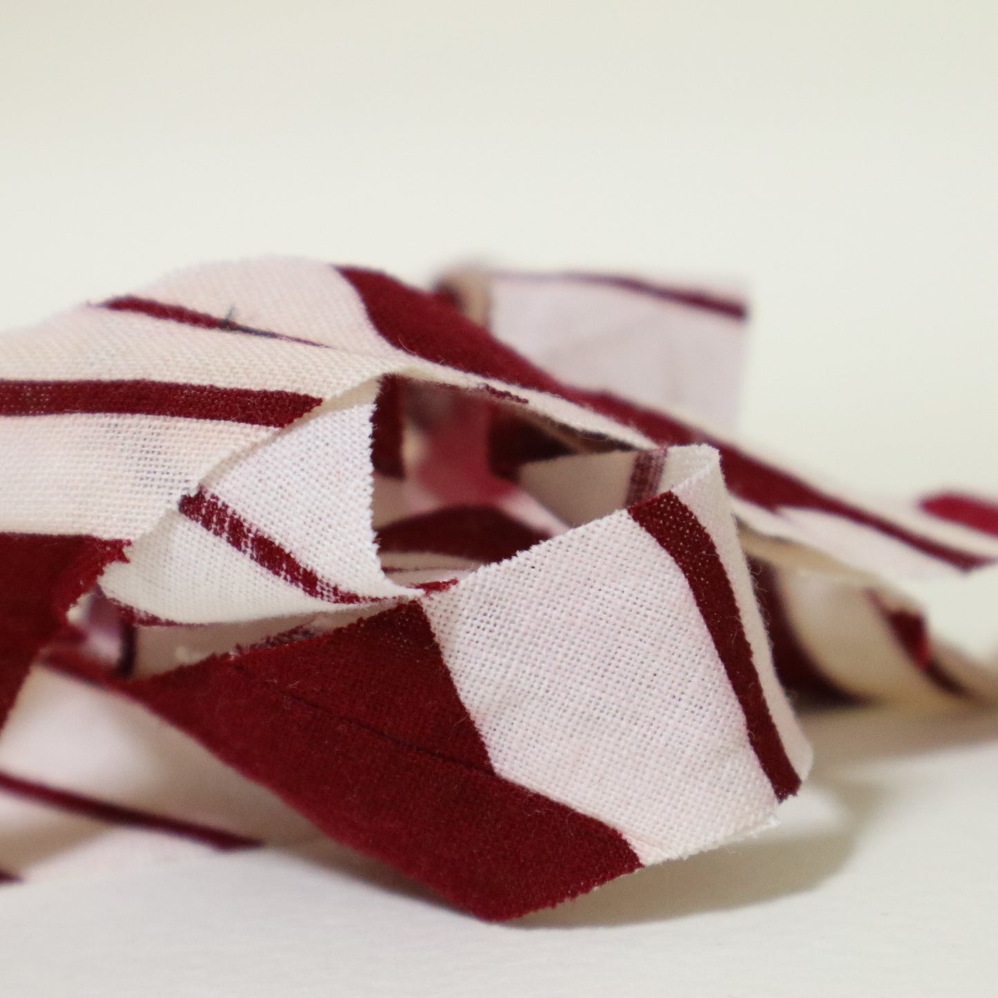 White and Wine Red Yukata (Y02511002)