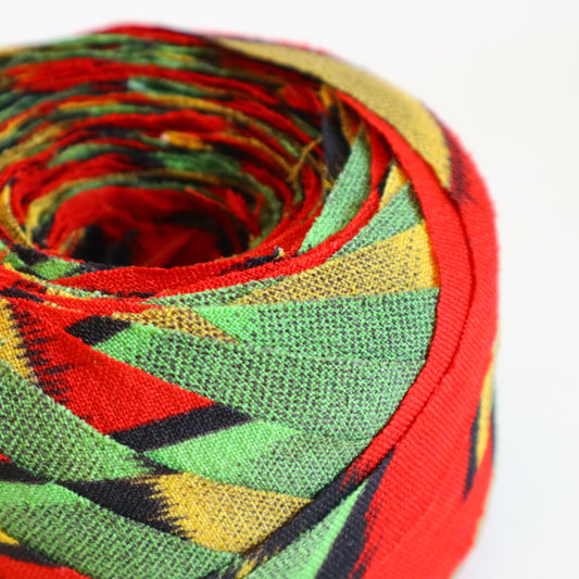 赤に黄色緑の幾何学柄・交織(Y02509005)