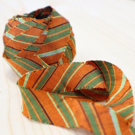 Orange/Chitose brown (yellow green) striped pattern (Y00000578)