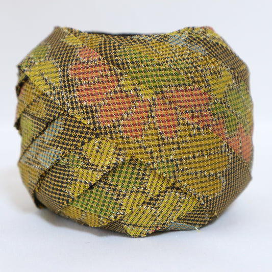 *Must check with Mr. Matsuura / Black with white kasuri pattern / crepe (Y02210002)