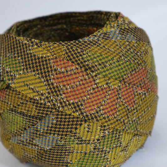 *Must check with Mr. Matsuura / Black with white kasuri pattern / crepe (Y02210002)