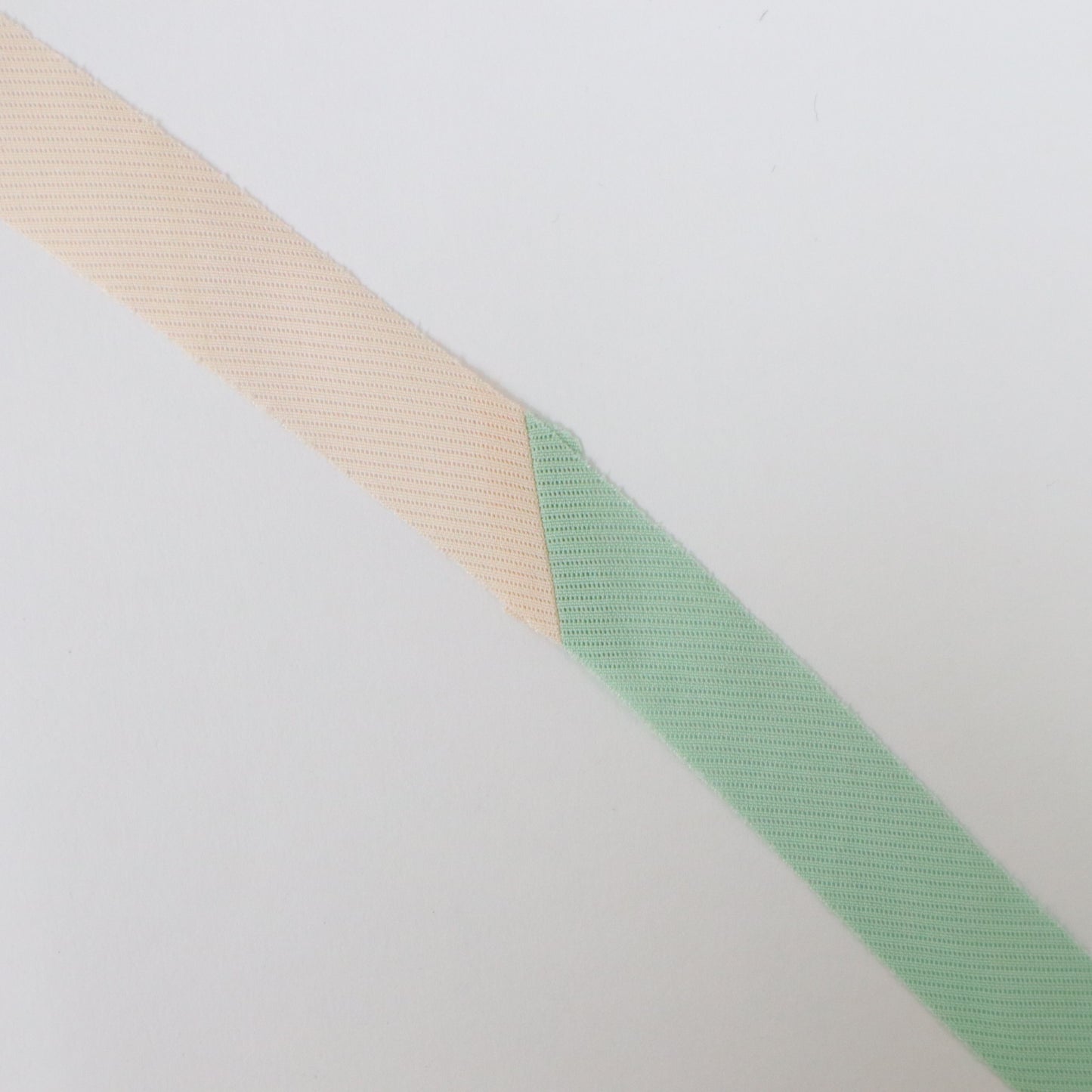 Light cherry blossom blue flowers (Y02406005)