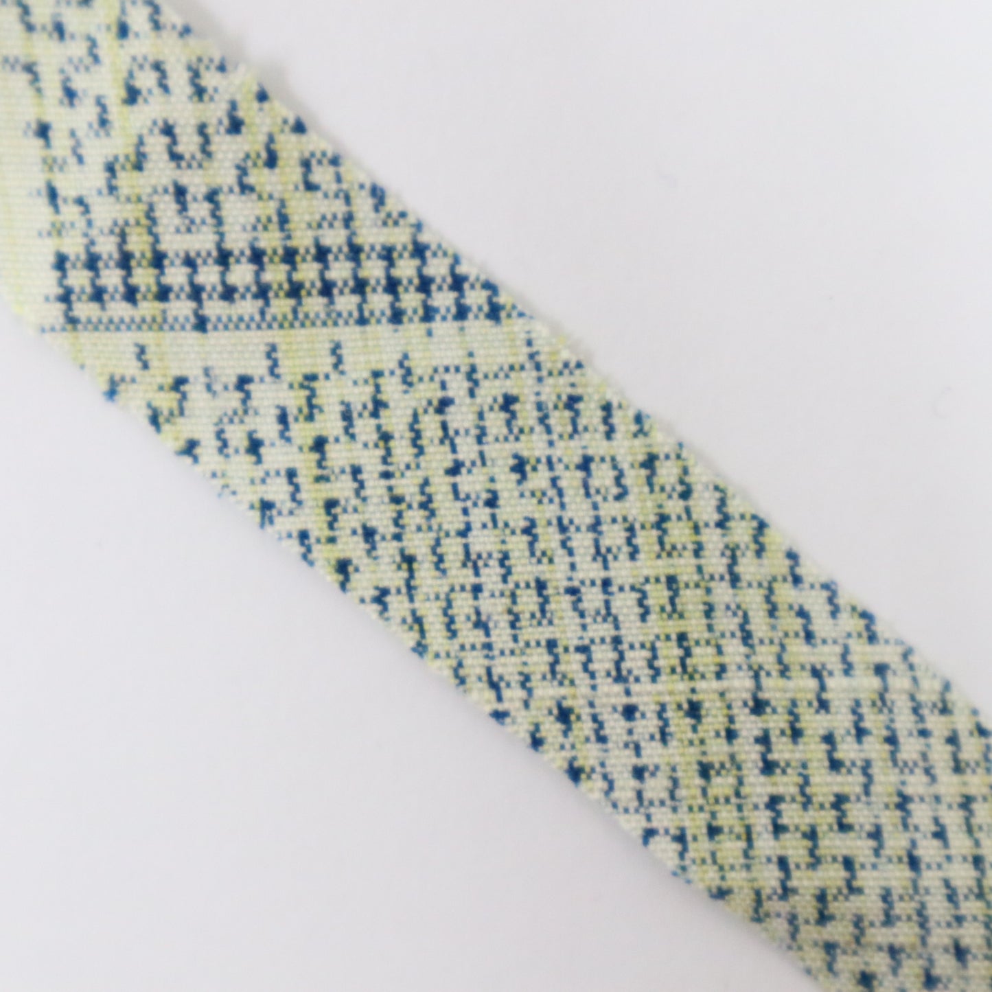 Navy blue and yellow mosquito kasuri pattern on a white background (Y02408010)