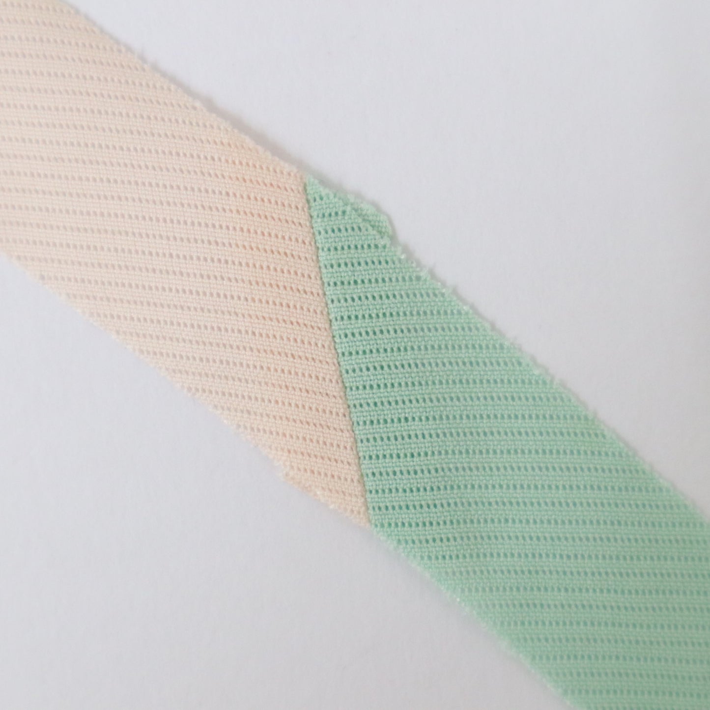 Light cherry blossom blue flowers (Y02406005)