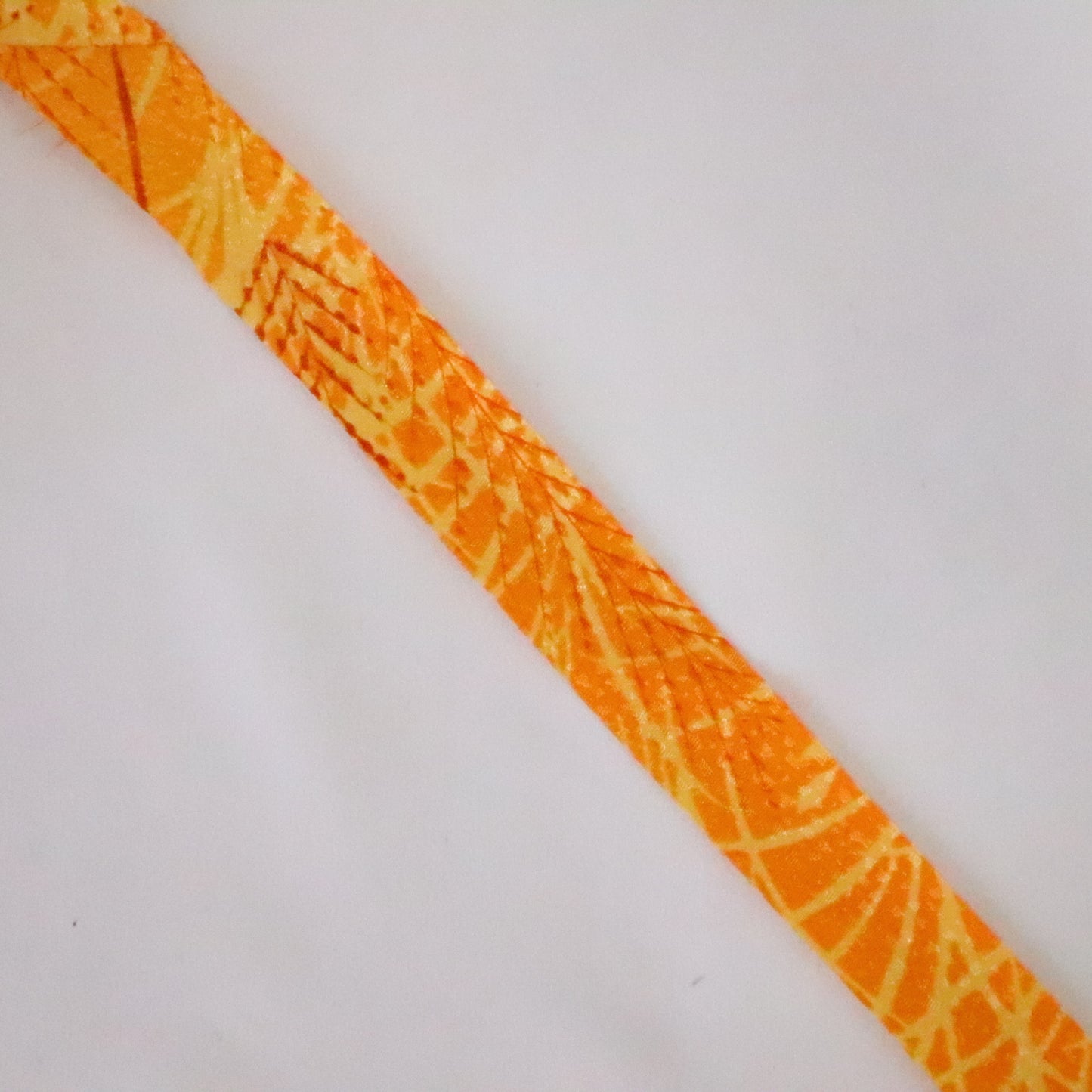 Tangerine color, thin pattern, synthetic fiber (Y02308022)