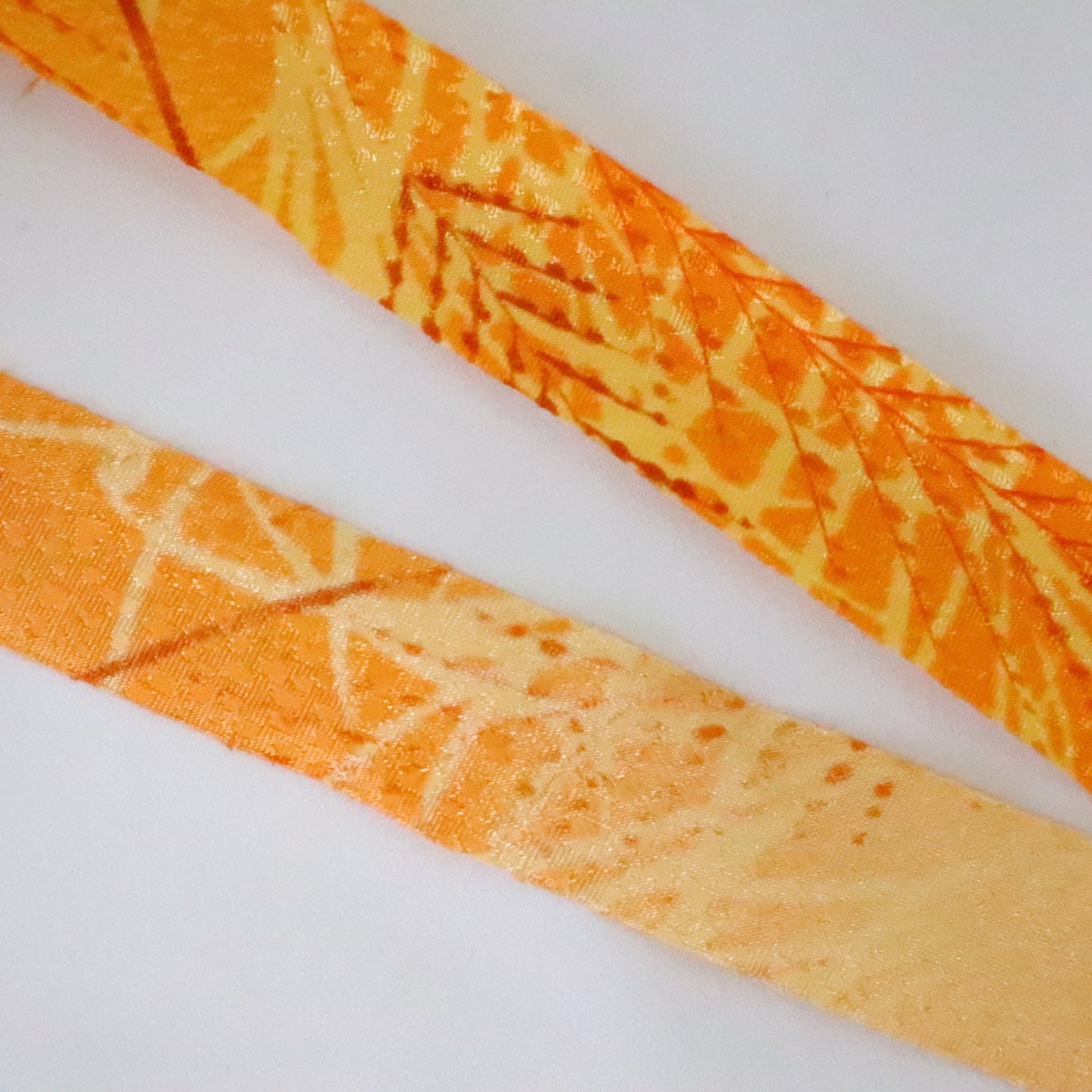 Tangerine color, thin pattern, synthetic fiber (Y02308022)
