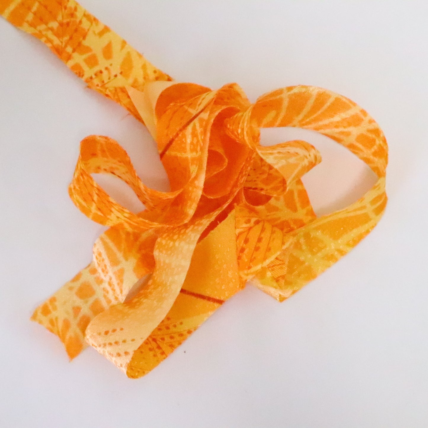 Tangerine color, thin pattern, synthetic fiber (Y02308022)