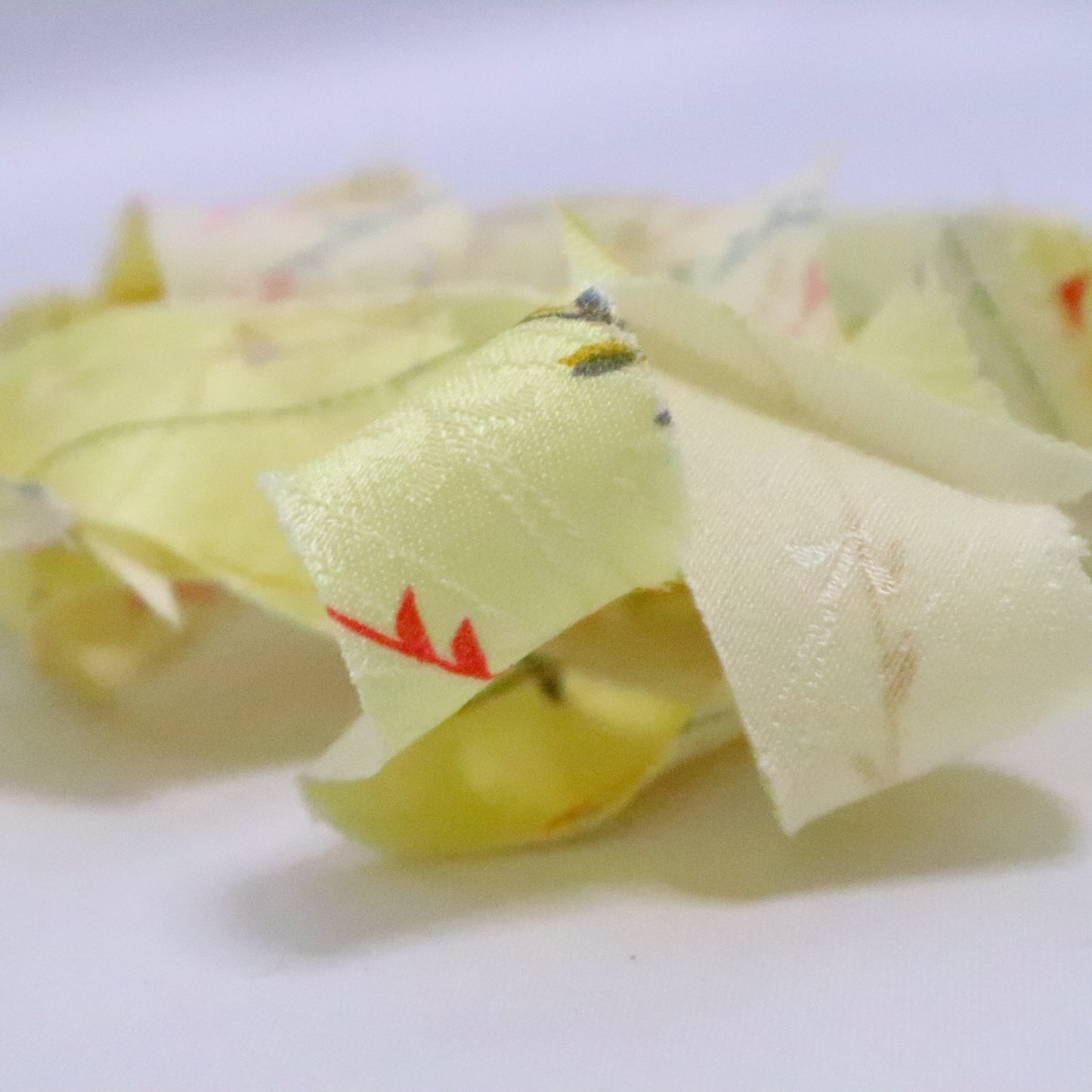 Rape color with flower pattern/synthetic fiber (Y02308028)