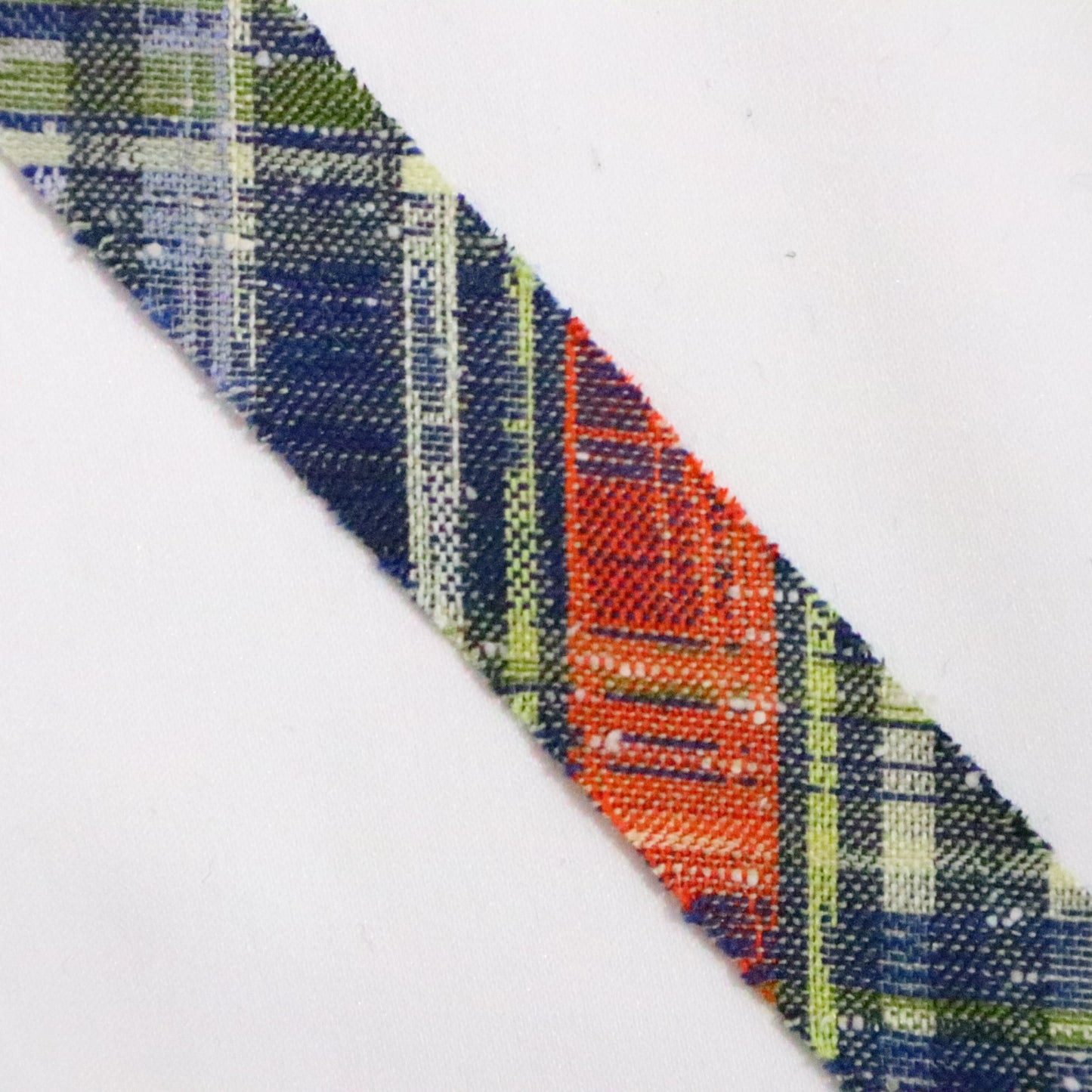 青にオレンジ・黒・黄・白の格子柄・ウール（Y02311032）