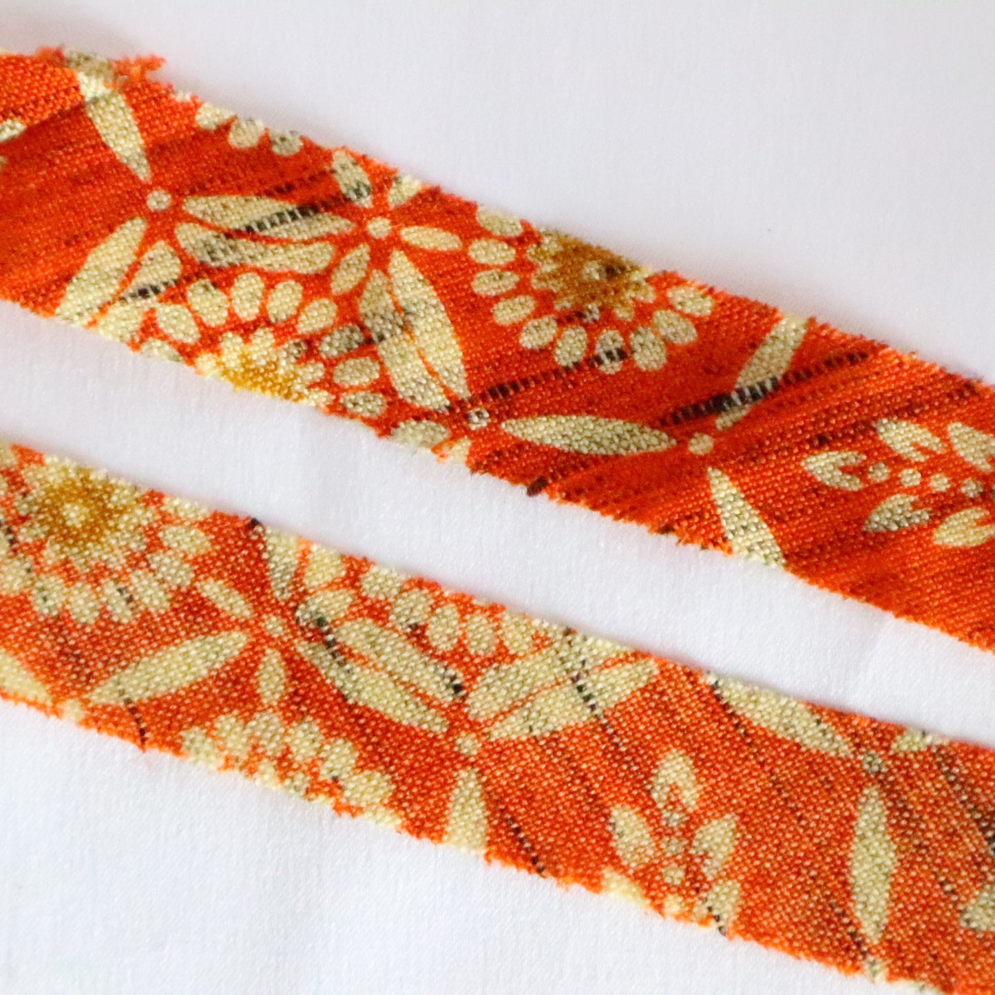 Orange tortoiseshell floral pattern/wool (Y02311022)