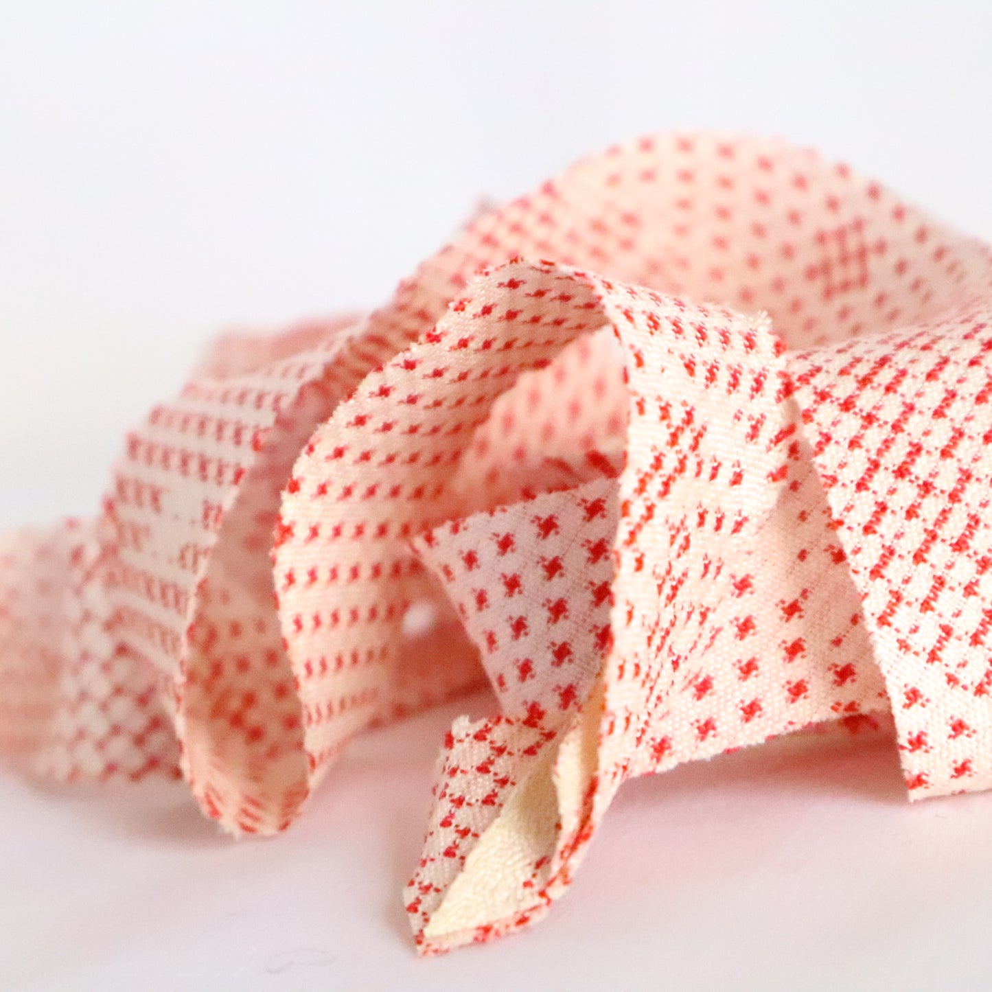 Red abstract pattern on white background, pongee (Y02312010)