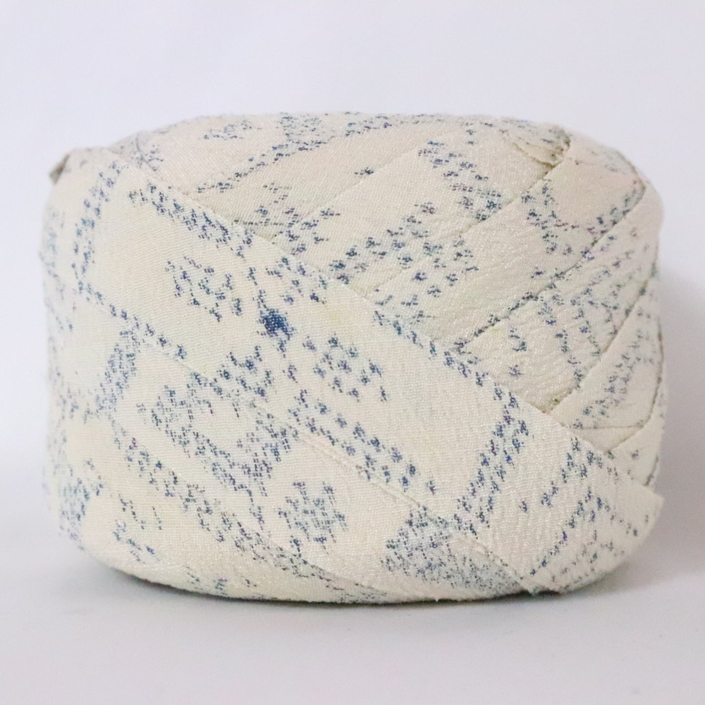 Blue abstract pattern on unbleached pongee (Y02312016)