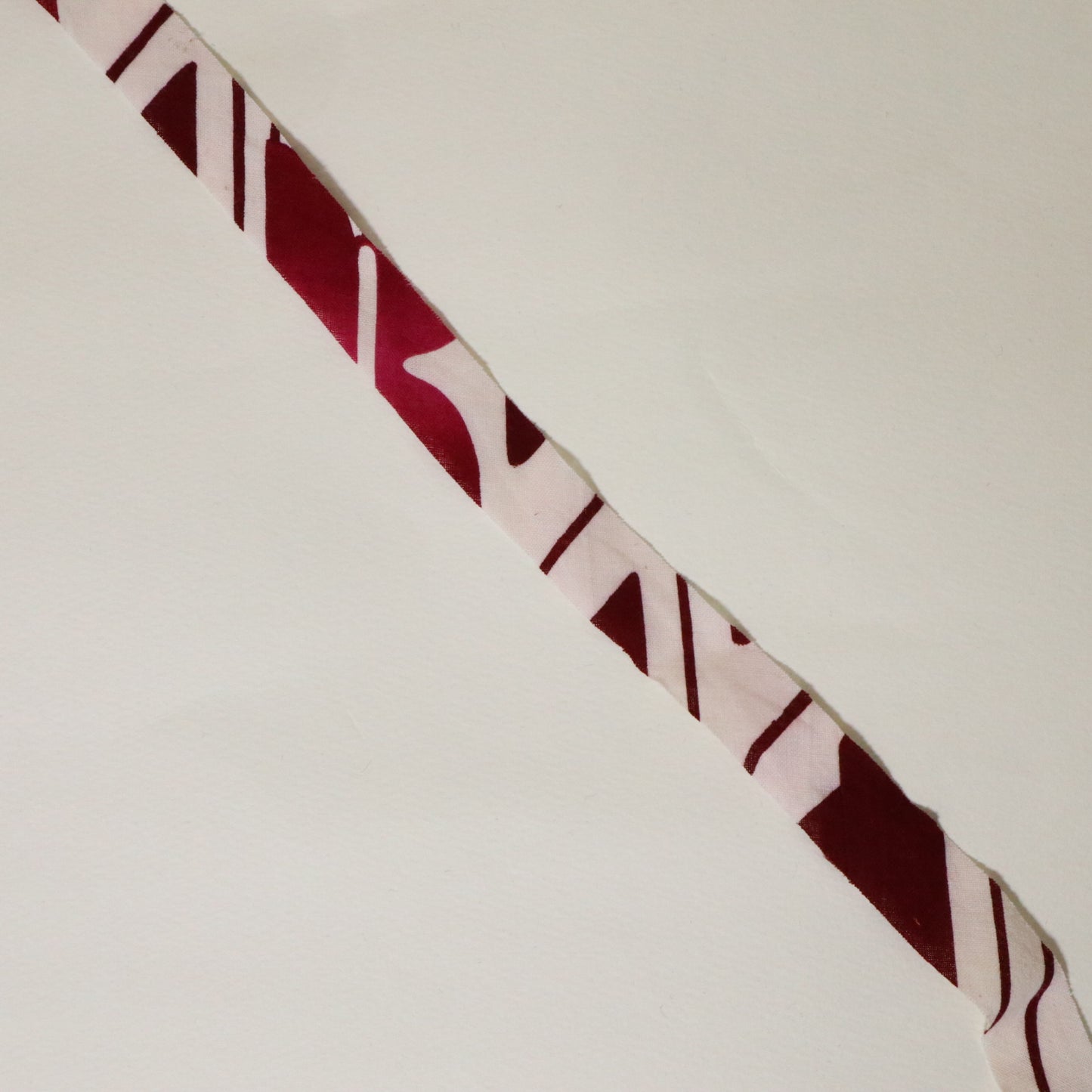 White and Wine Red Yukata (Y02511002)