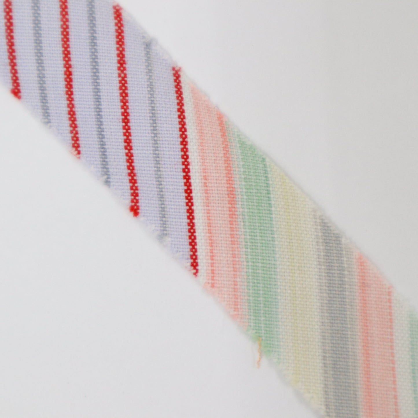 White Yukata Striped Pattern (Y02003084)