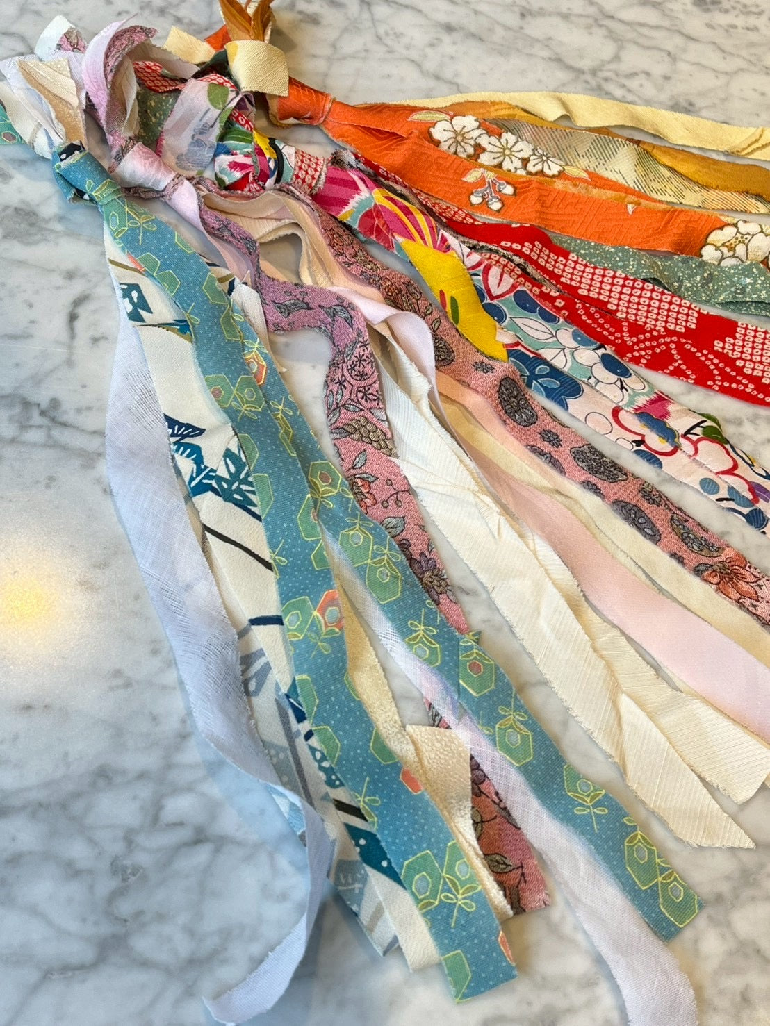 kimonoyarnお年玉BOX②（50m×3玉）（ロゴ入り組紐ディスク付きキットプレゼント）46％OFF