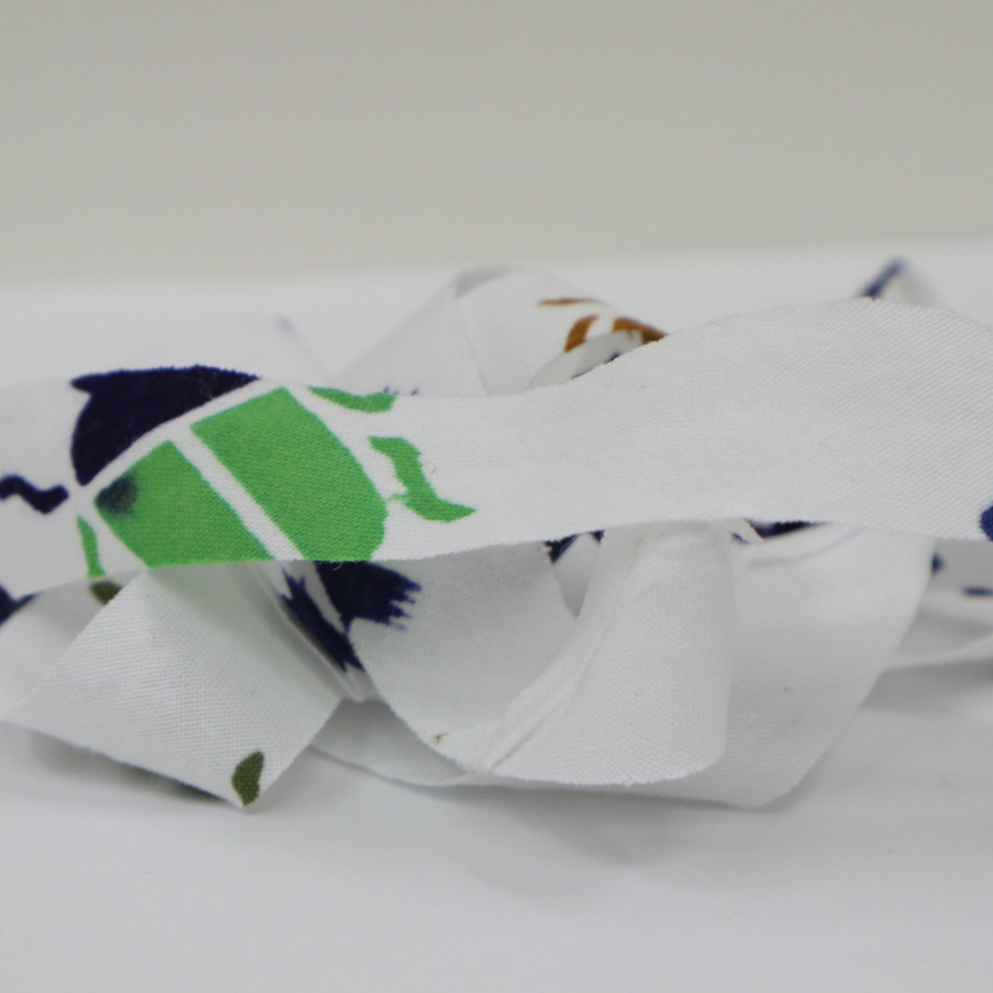 White Yukata Kabuto insect Stag beetle Dragonfly (Y02105009)