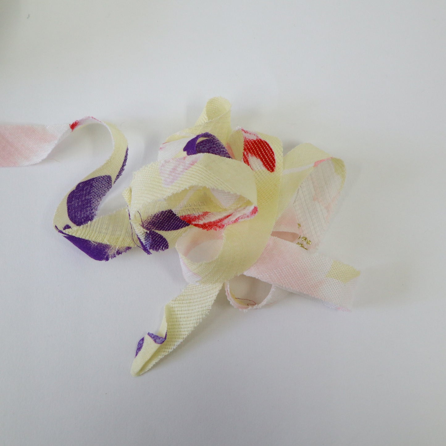 Egg-green yukata with purple, white, and red floral pattern (Y02103027)