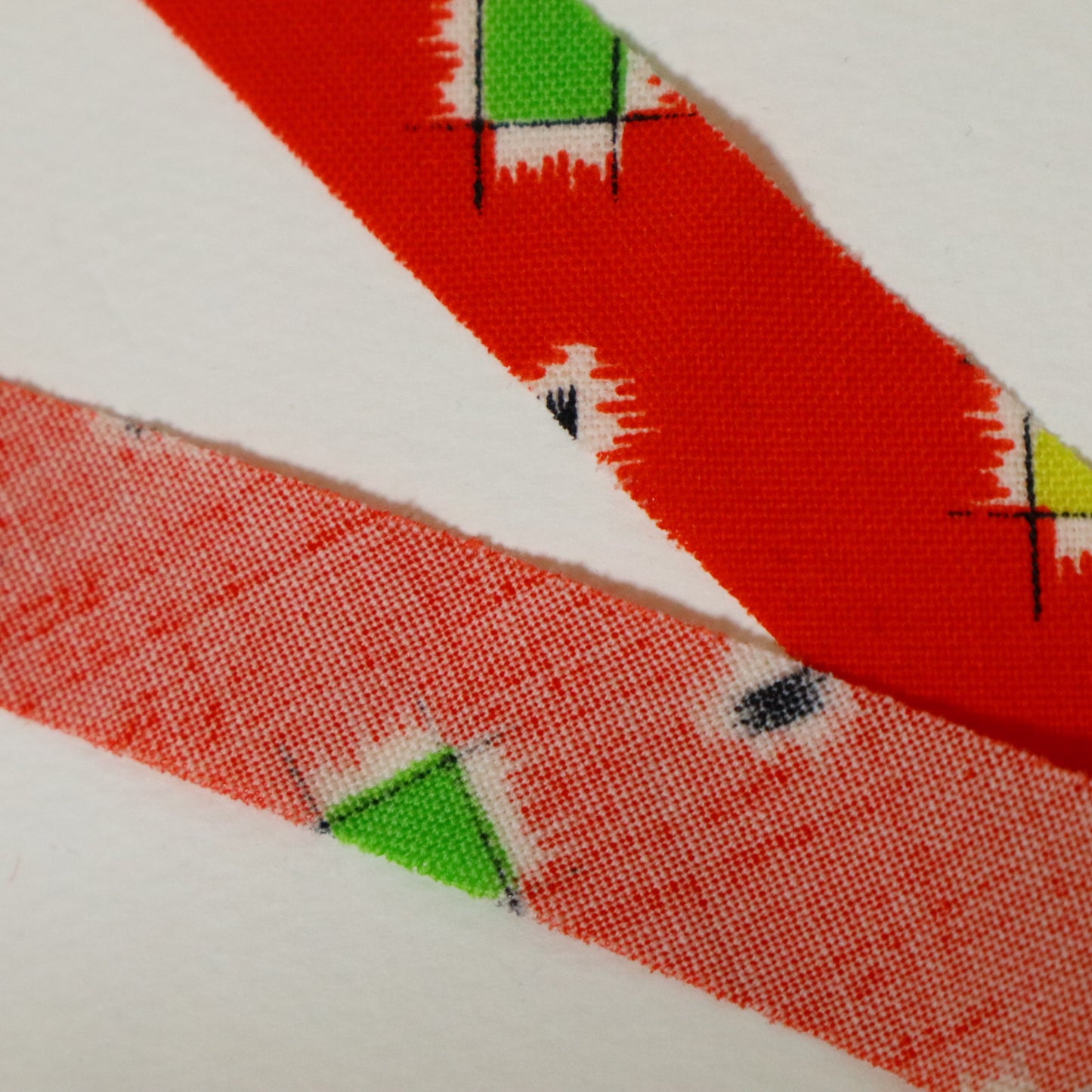 Red wool (Y02511006)