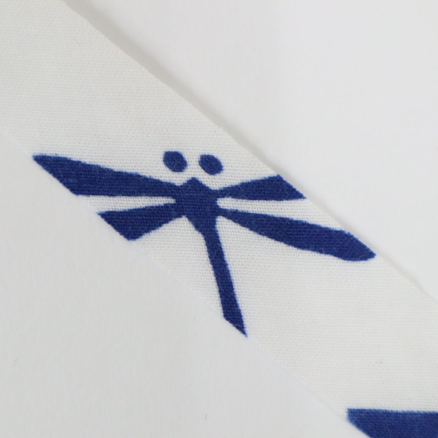 White Yukata Kabuto insect Stag beetle Dragonfly (Y02105009)