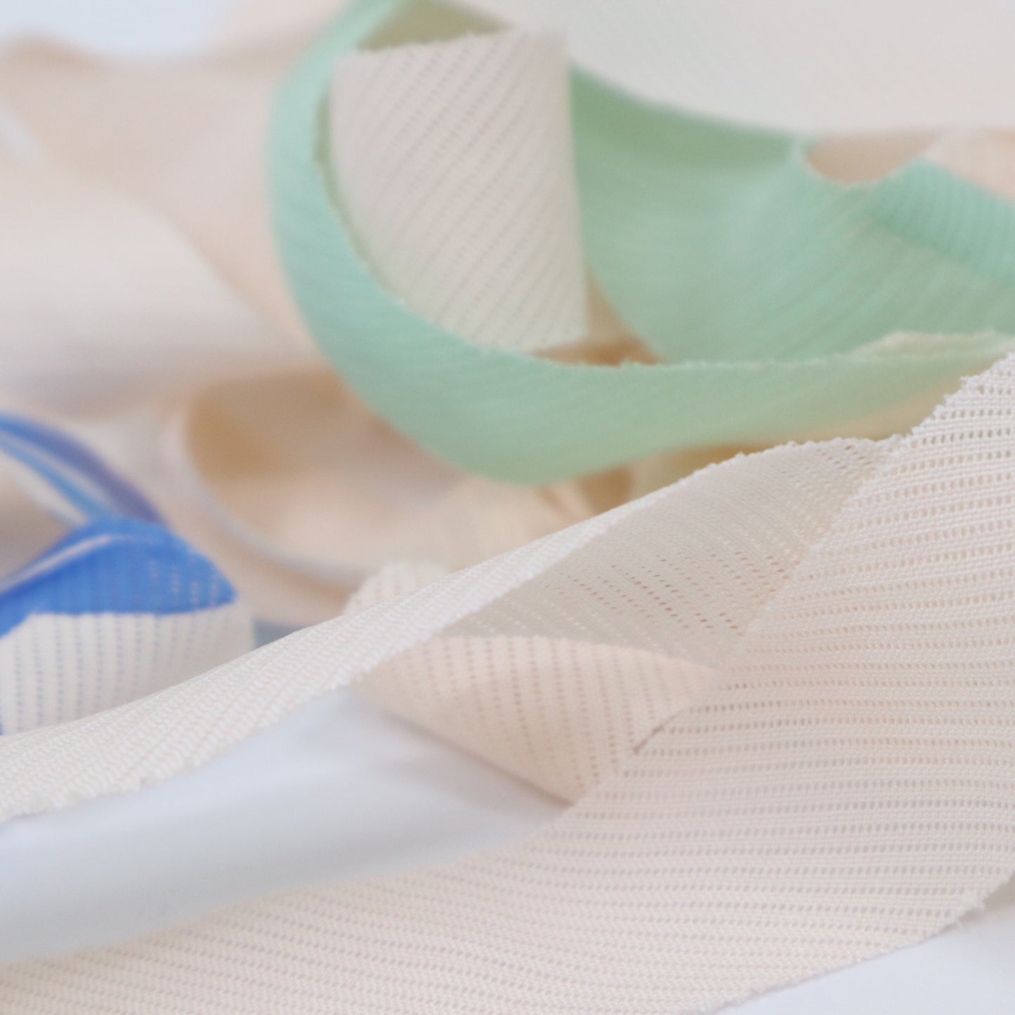 Light cherry blossom blue flowers (Y02406005)