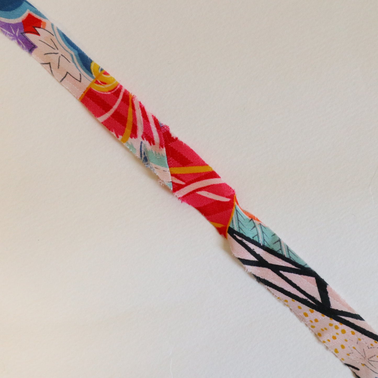 Children's kimono with colorful floral pattern on a white background (Y02507005)