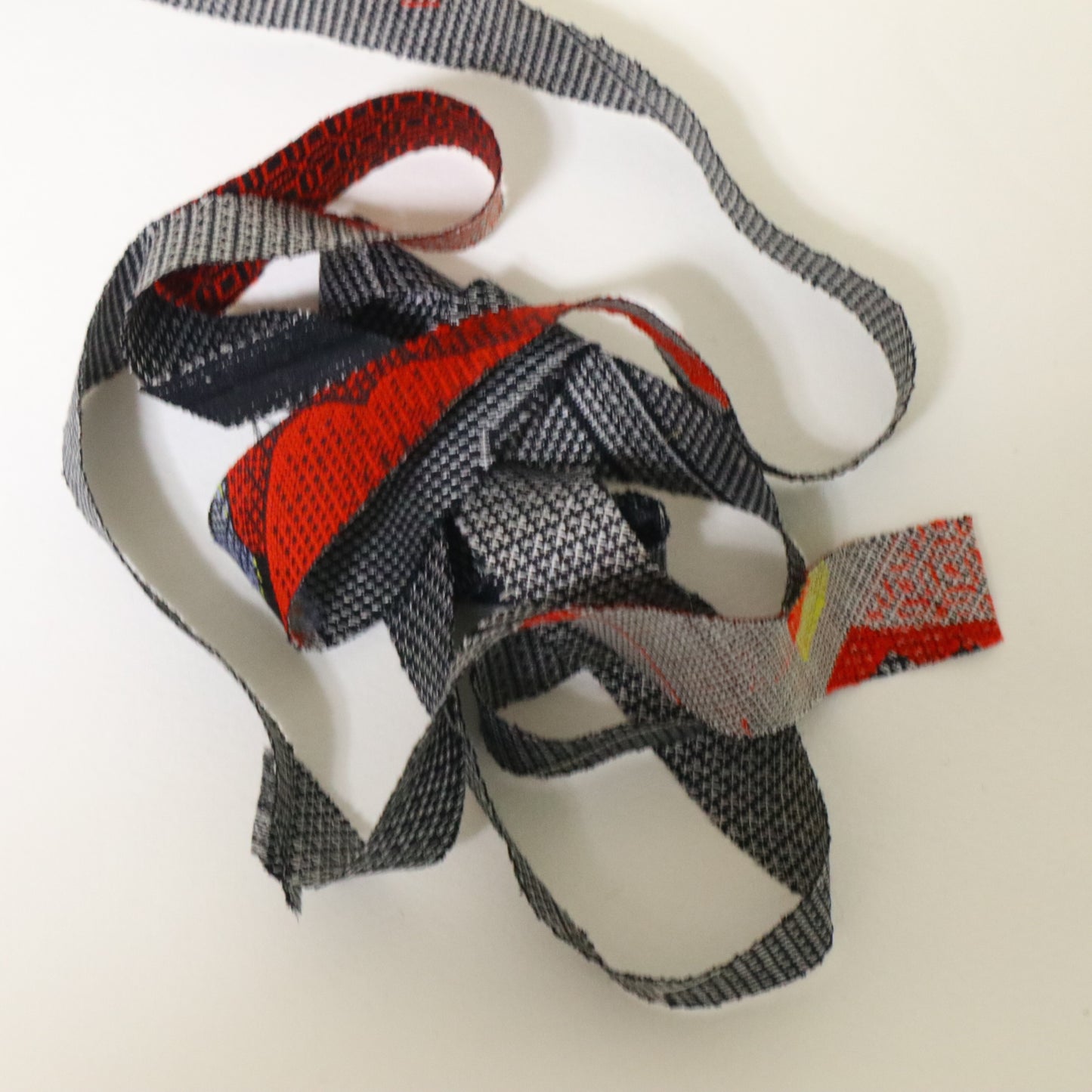 Black pongee (Y02511005)