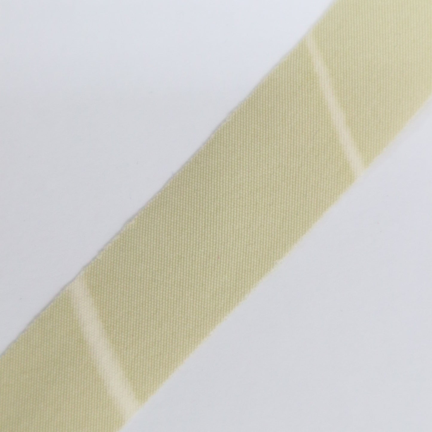 Light green crepe (Y02410029)