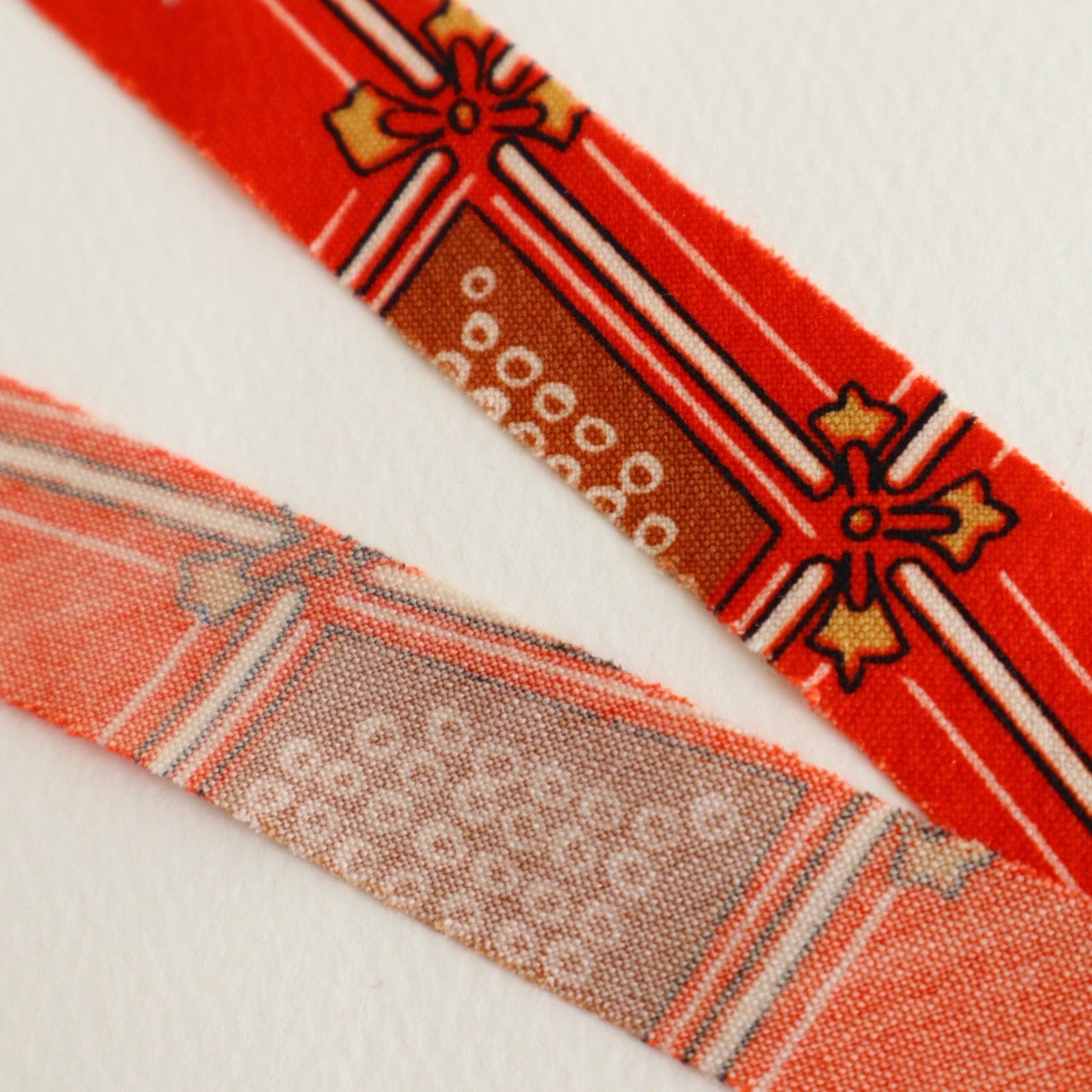 赤に変わり格子柄・モスリン(Y02601007）