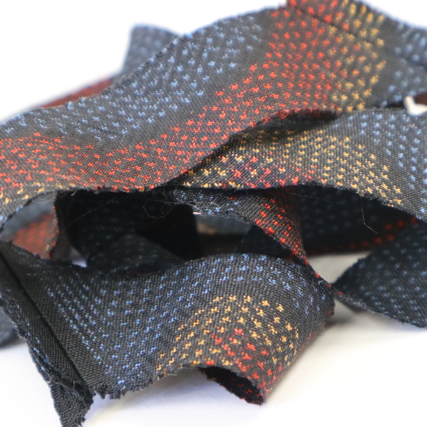 Blue red yellow (Y02206014)