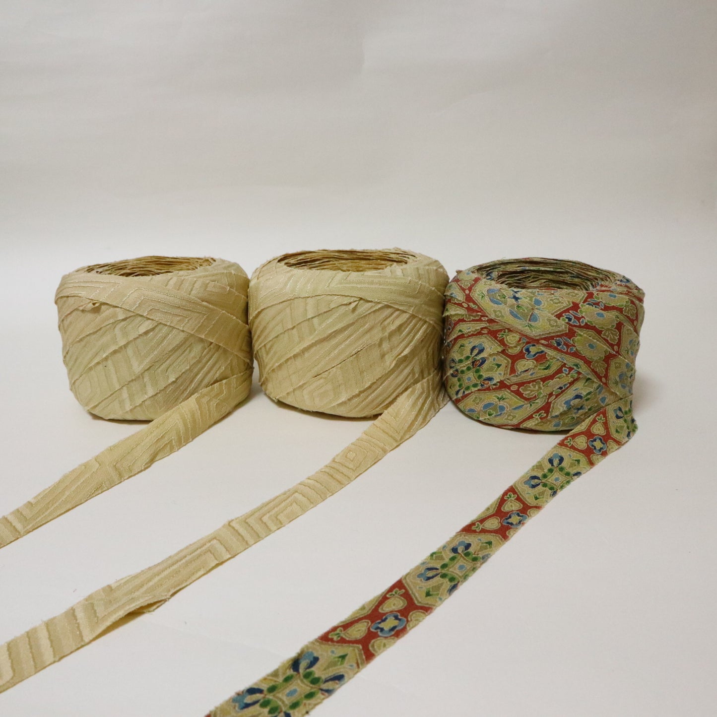 kimonoyarnお年玉BOX⑧（50m×3玉）（ロゴ入り組紐ディスク付きキットプレゼント）46％OFF