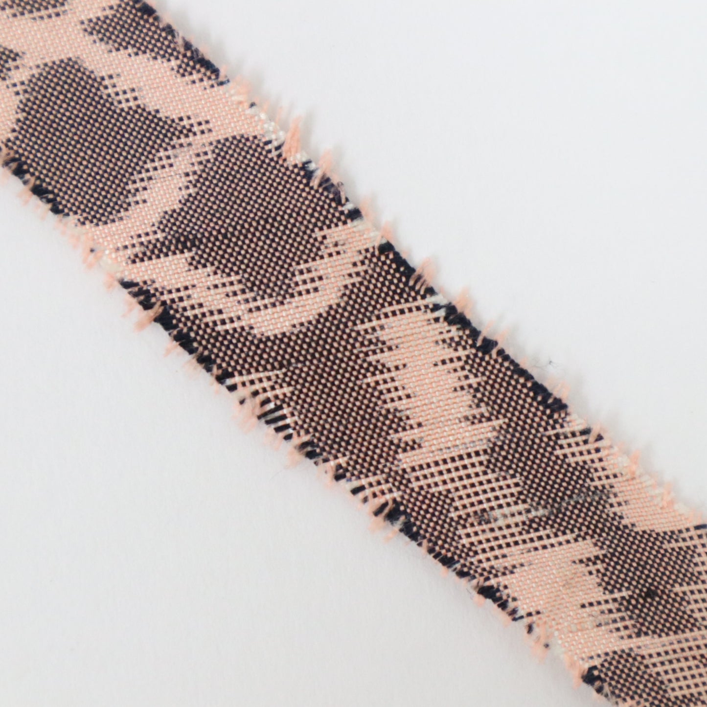 Pink and gray patterned tsumugi (Y00000908)