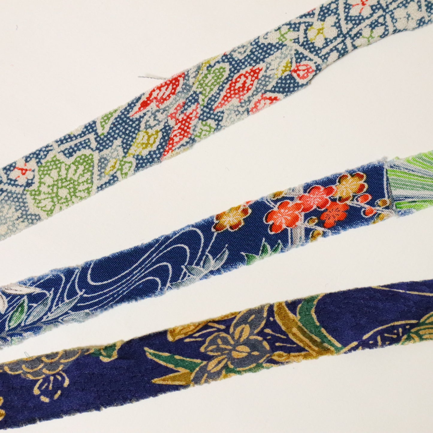 kimonoyarnお年玉BOX⑤（50m×3玉）（ロゴ入り組紐ディスク付きキットプレゼント）46％OFF