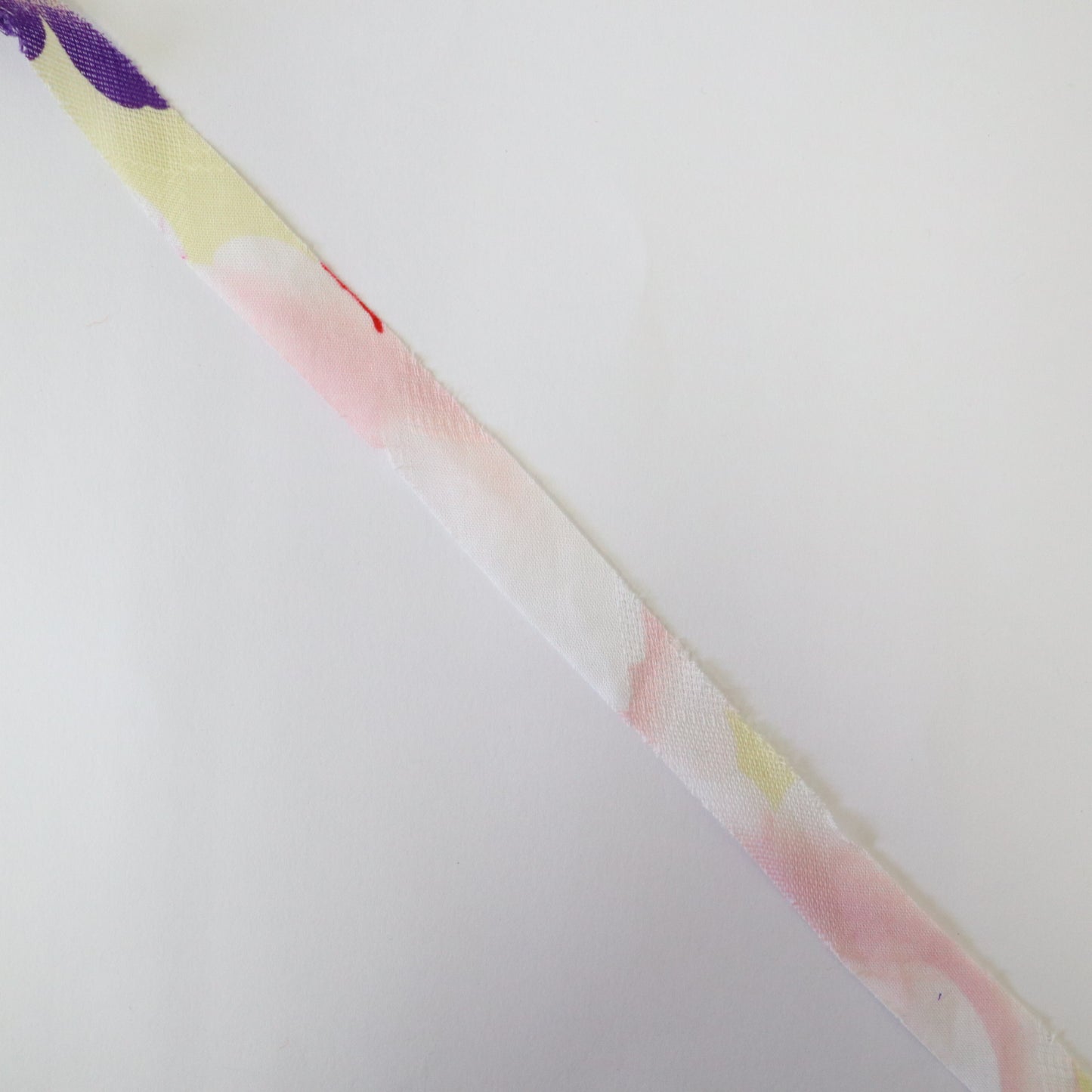 Egg-green yukata with purple, white, and red floral pattern (Y02103027)