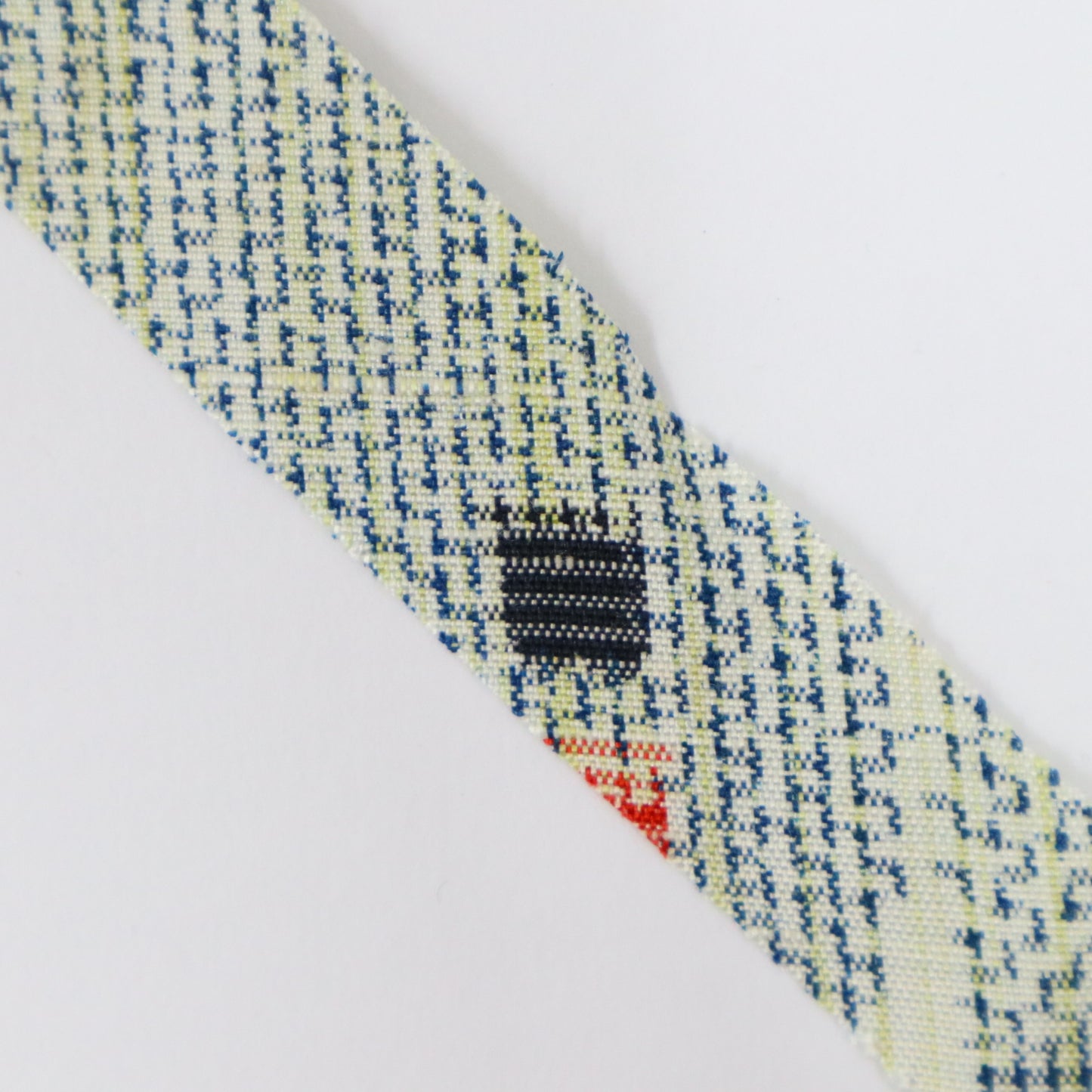 Navy blue and yellow mosquito kasuri pattern on a white background (Y02408010)