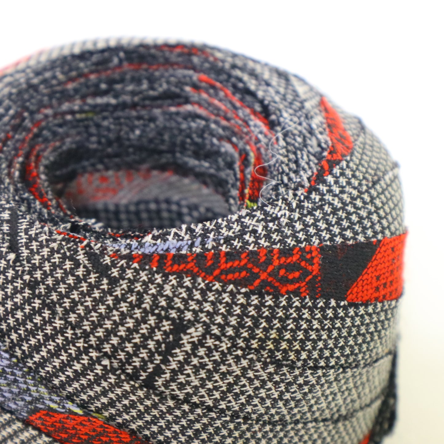 Black pongee (Y02511005)