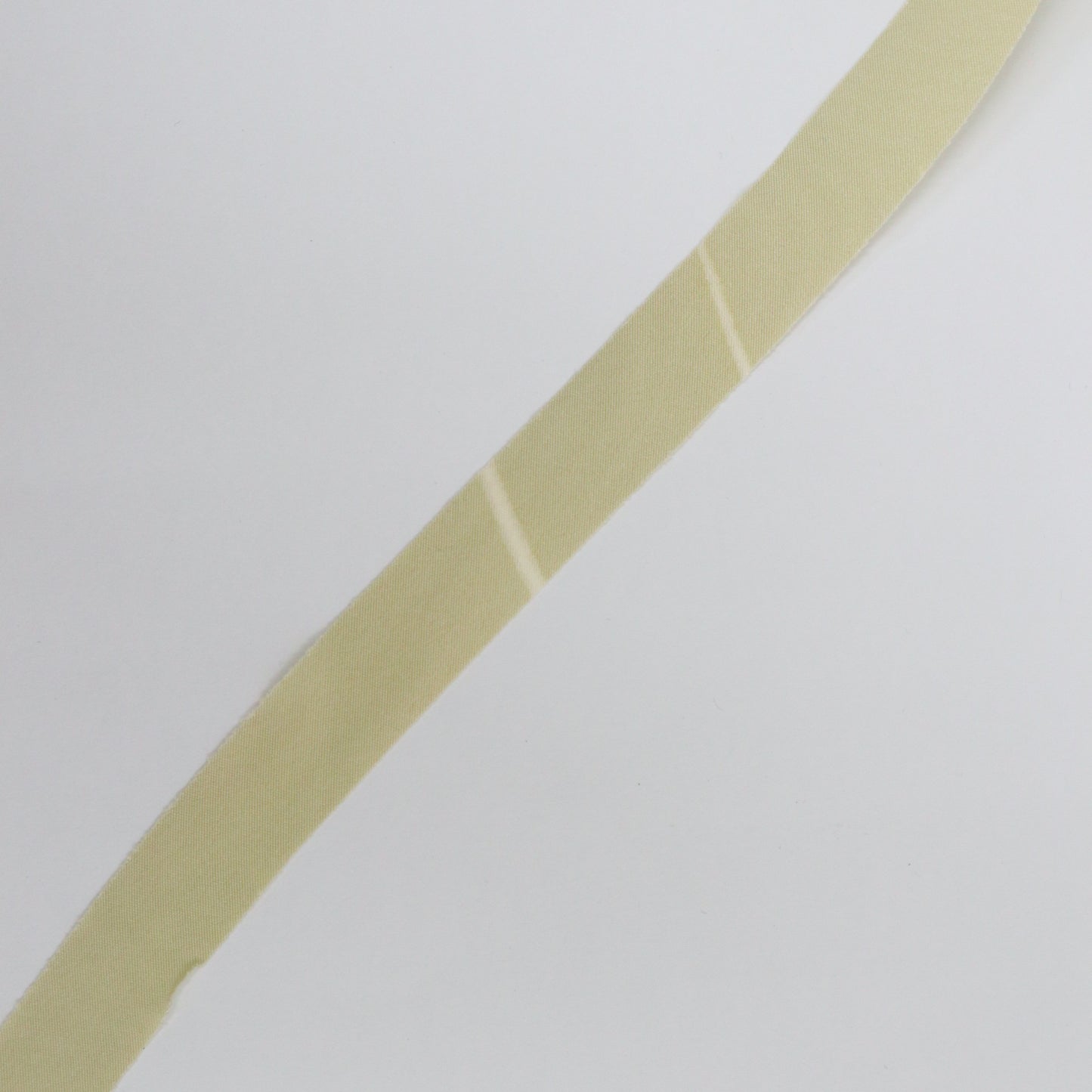 Light green crepe (Y02410029)