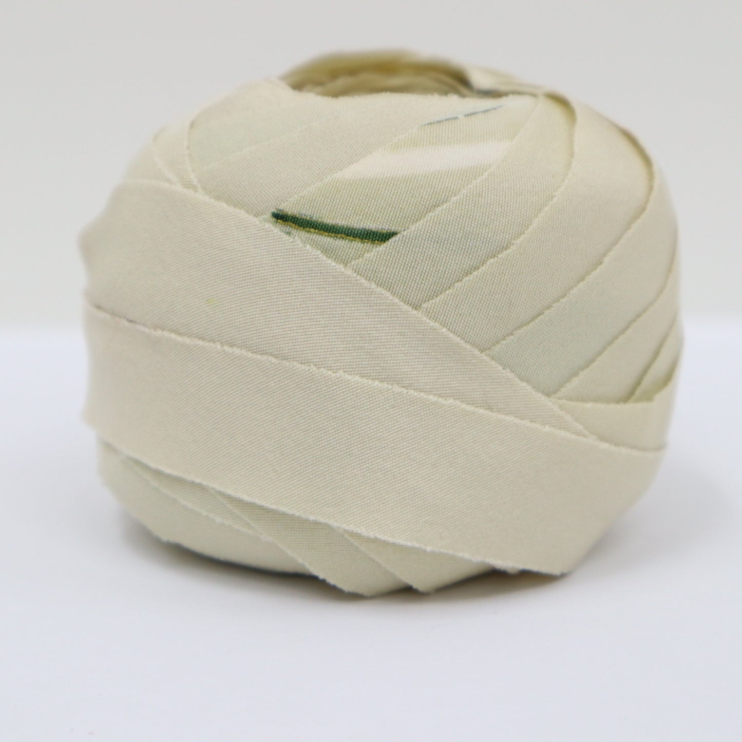 Light green crepe (Y02410029)