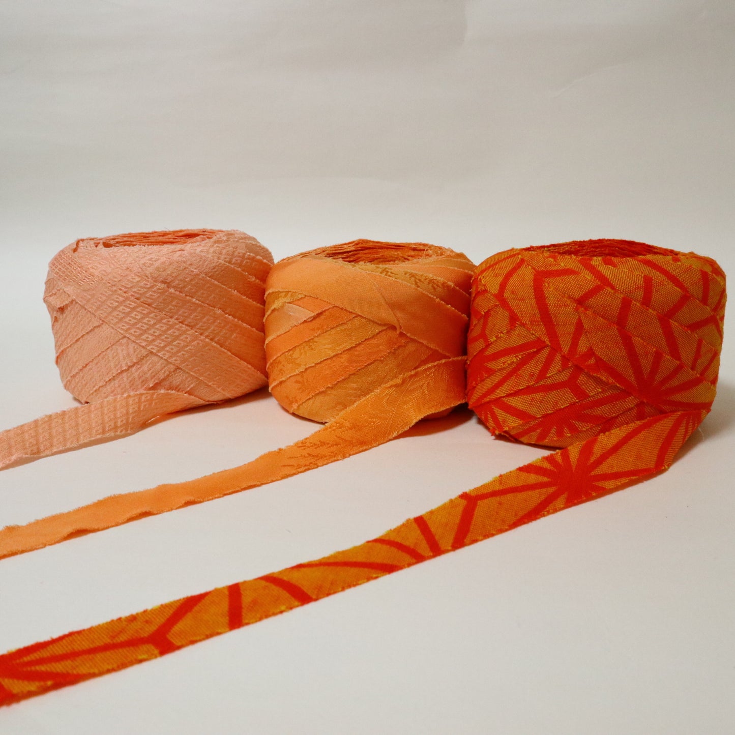 kimonoyarnお年玉BOX⑪（50m×3玉）（ロゴ入り組紐ディスク付きキットプレゼント）46％OFF