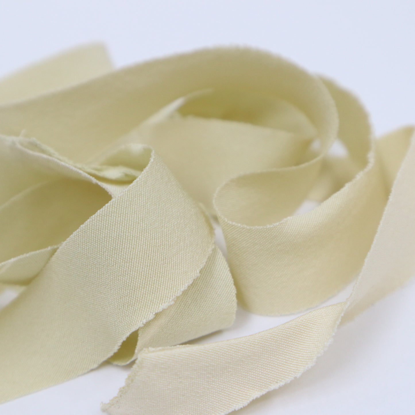 Light green crepe (Y02410029)