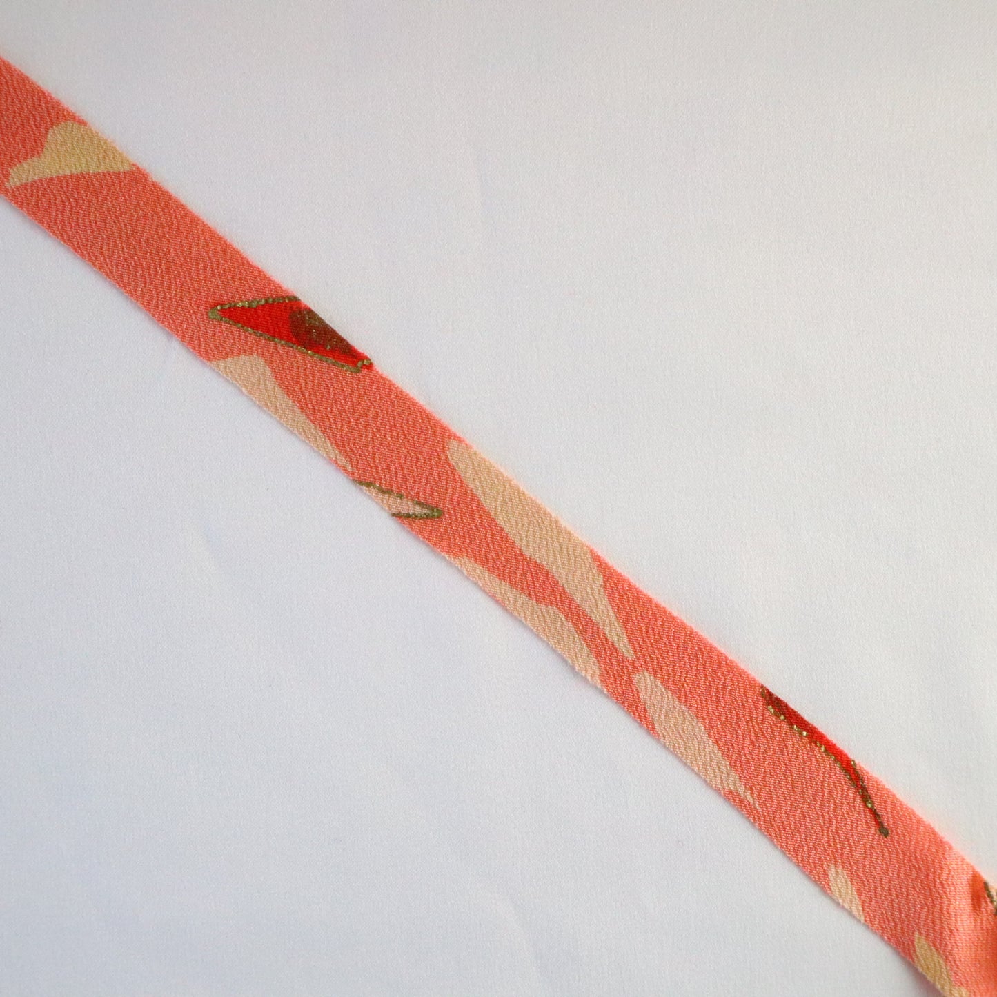 *Must check with Mr. Matsuura / Black with white kasuri pattern / crepe (Y02210002)