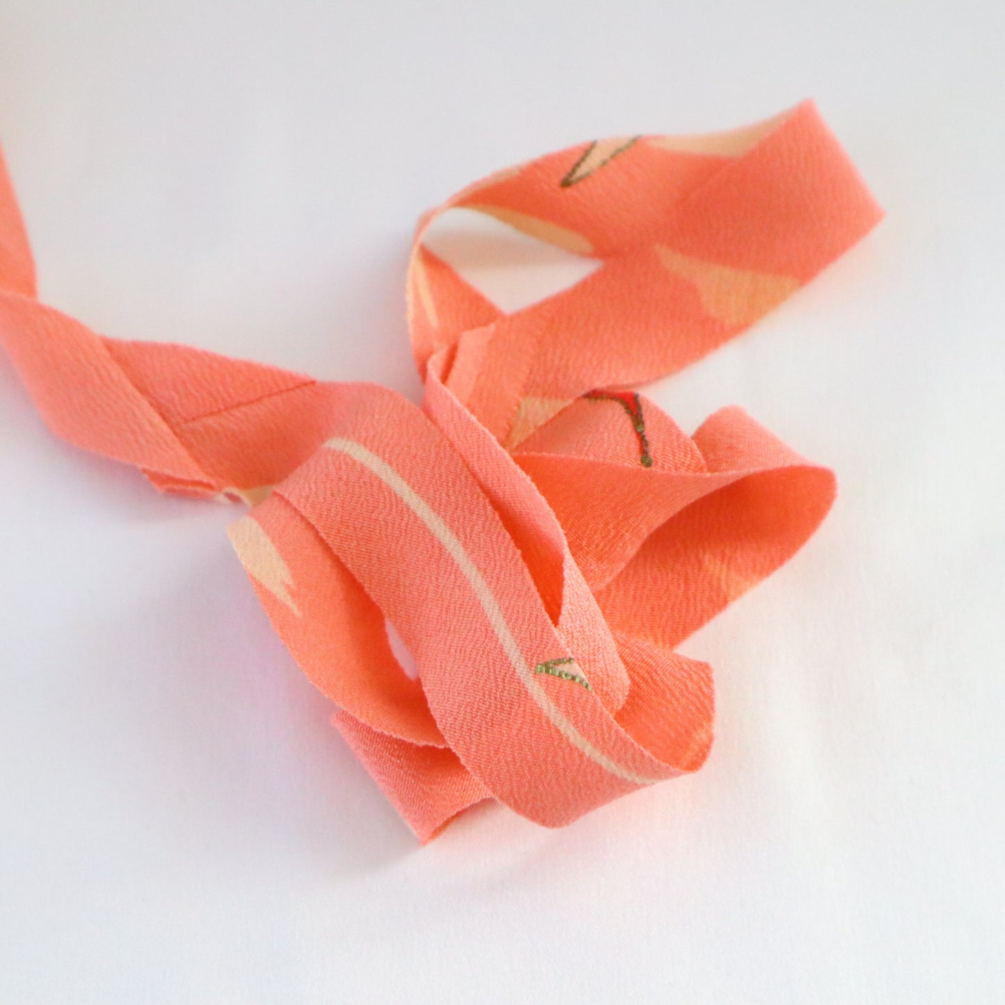 *Must check with Mr. Matsuura / Black with white kasuri pattern / crepe (Y02210002)