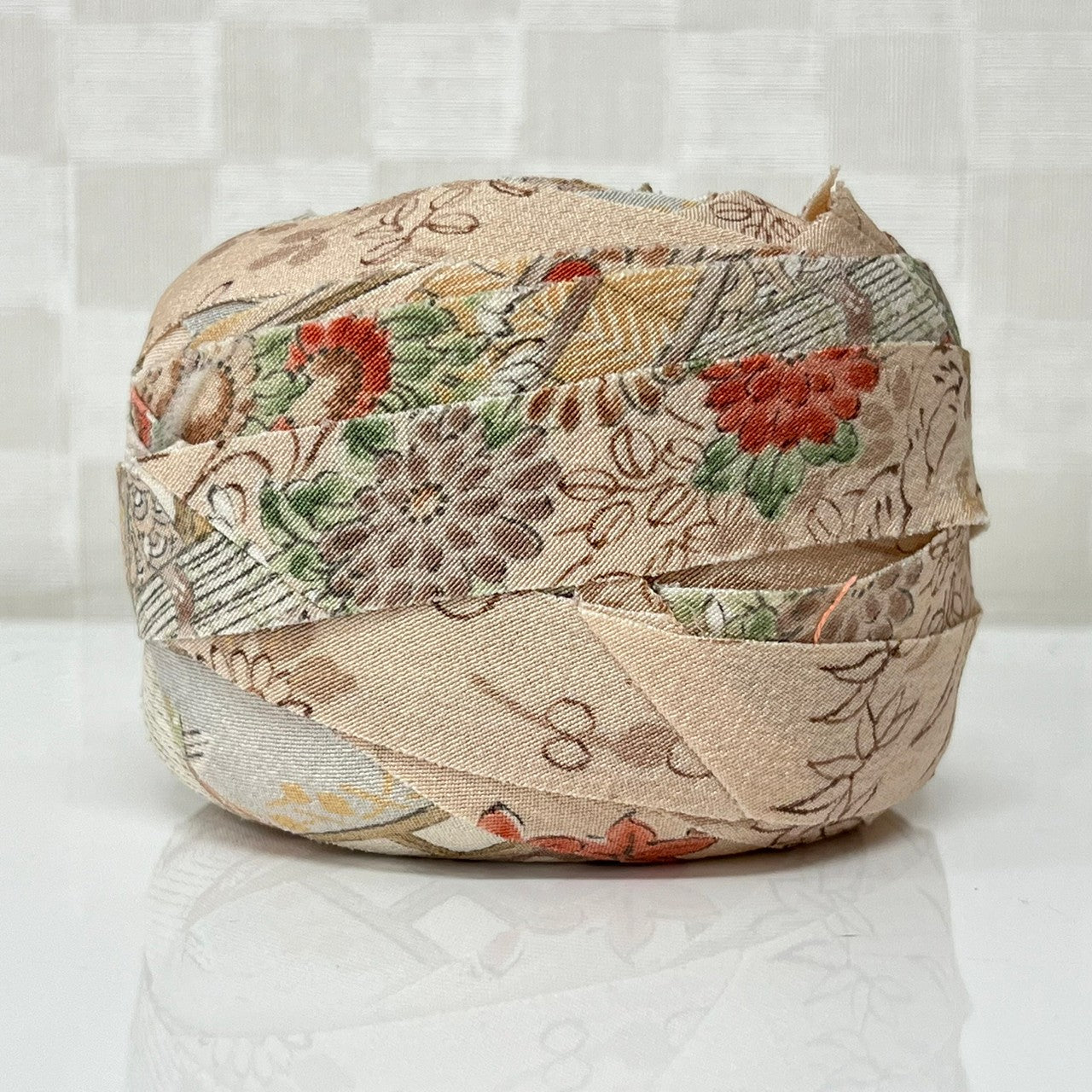 Cherry pink with gray pine and bamboo maple and mansion pattern/komon (Y02003023)