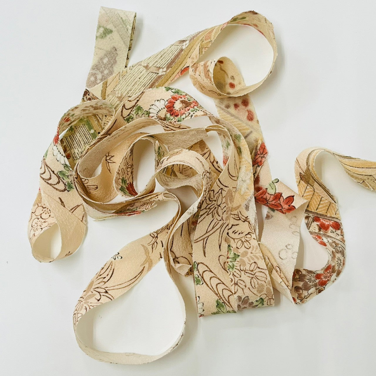 Cherry pink with gray pine and bamboo maple and mansion pattern/komon (Y02003023)