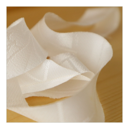 White background, nagusa undergarment, synthetic fiber (Y02205001)